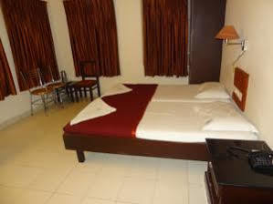 Hotel Mjm Plaza Kochi Exterior foto
